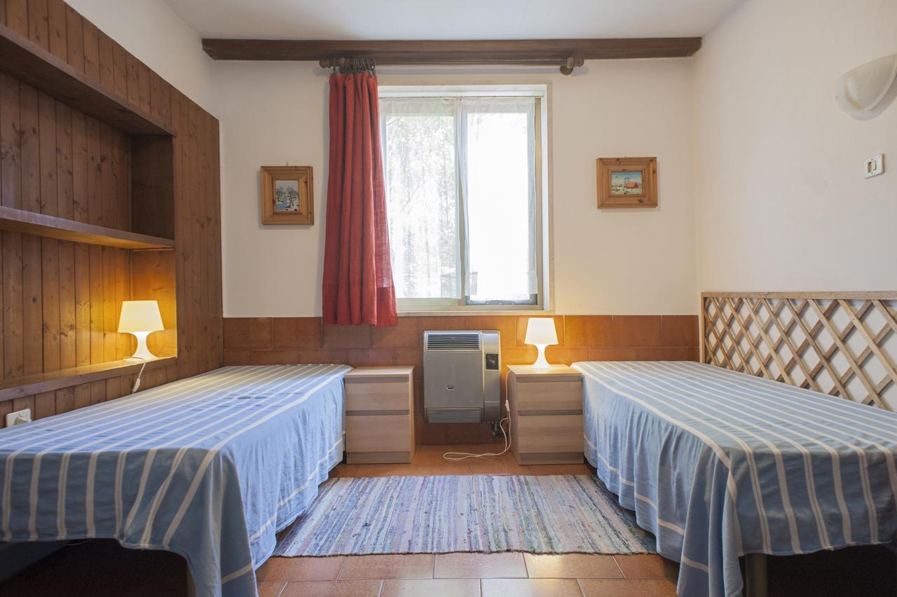 Aparthotel Casa Furrer Tirrenia Exterior foto